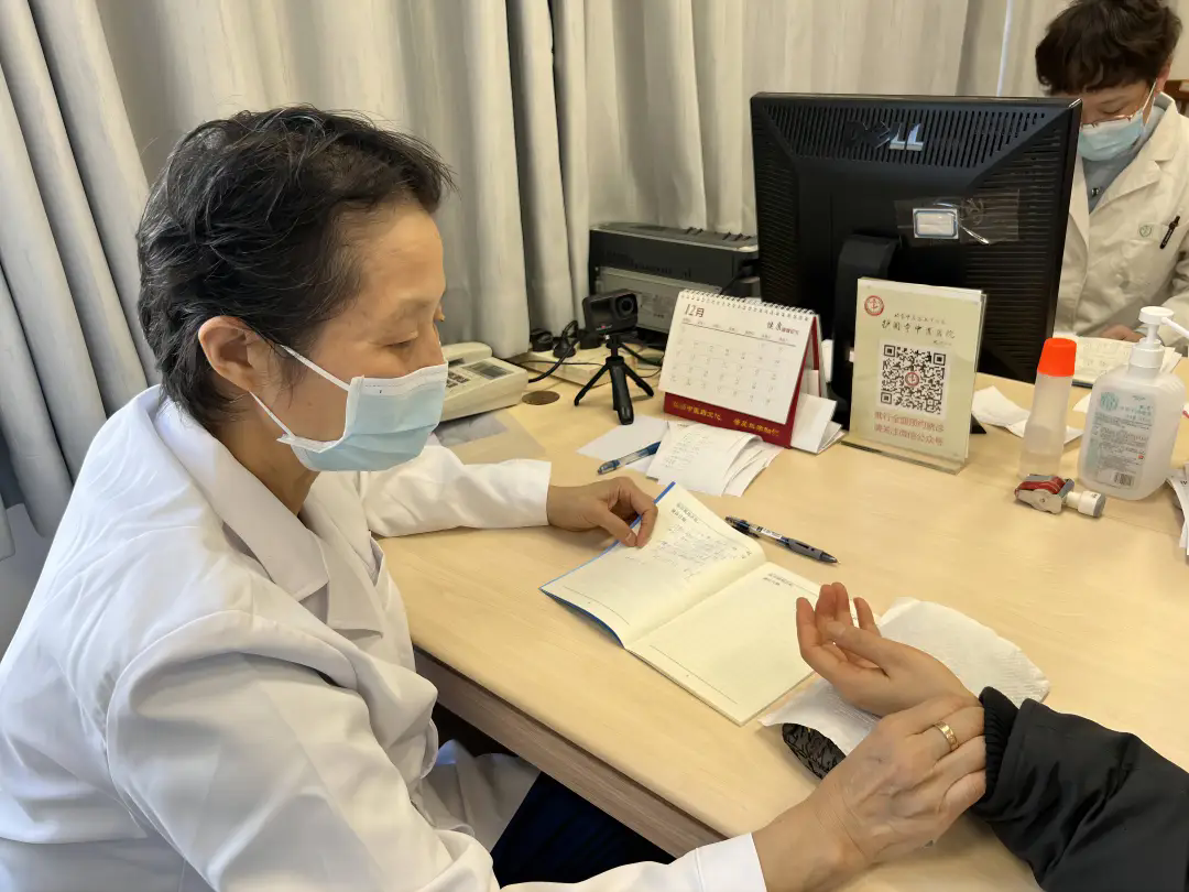 護國寺中醫(yī)醫(yī)院王麗平：能為老百姓服務是件很幸福的事！