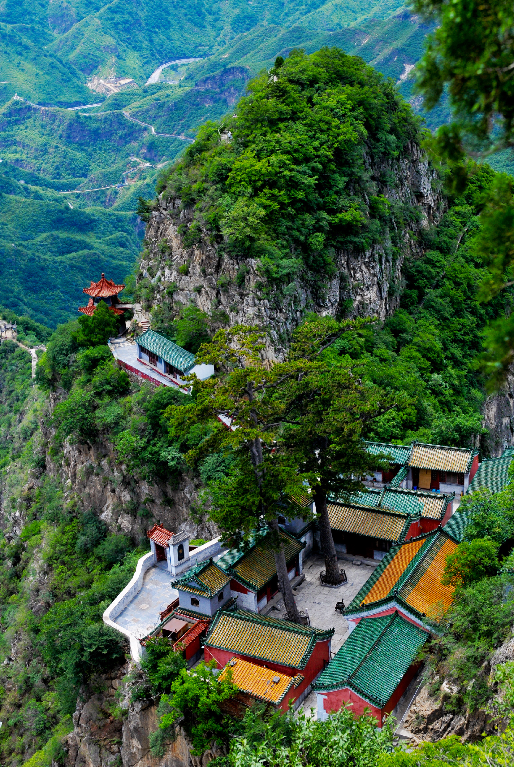 圣蓮山風(fēng)景區(qū)