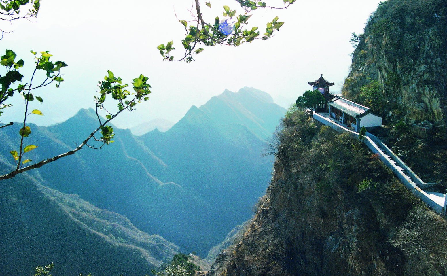 圣蓮山風(fēng)景區(qū)