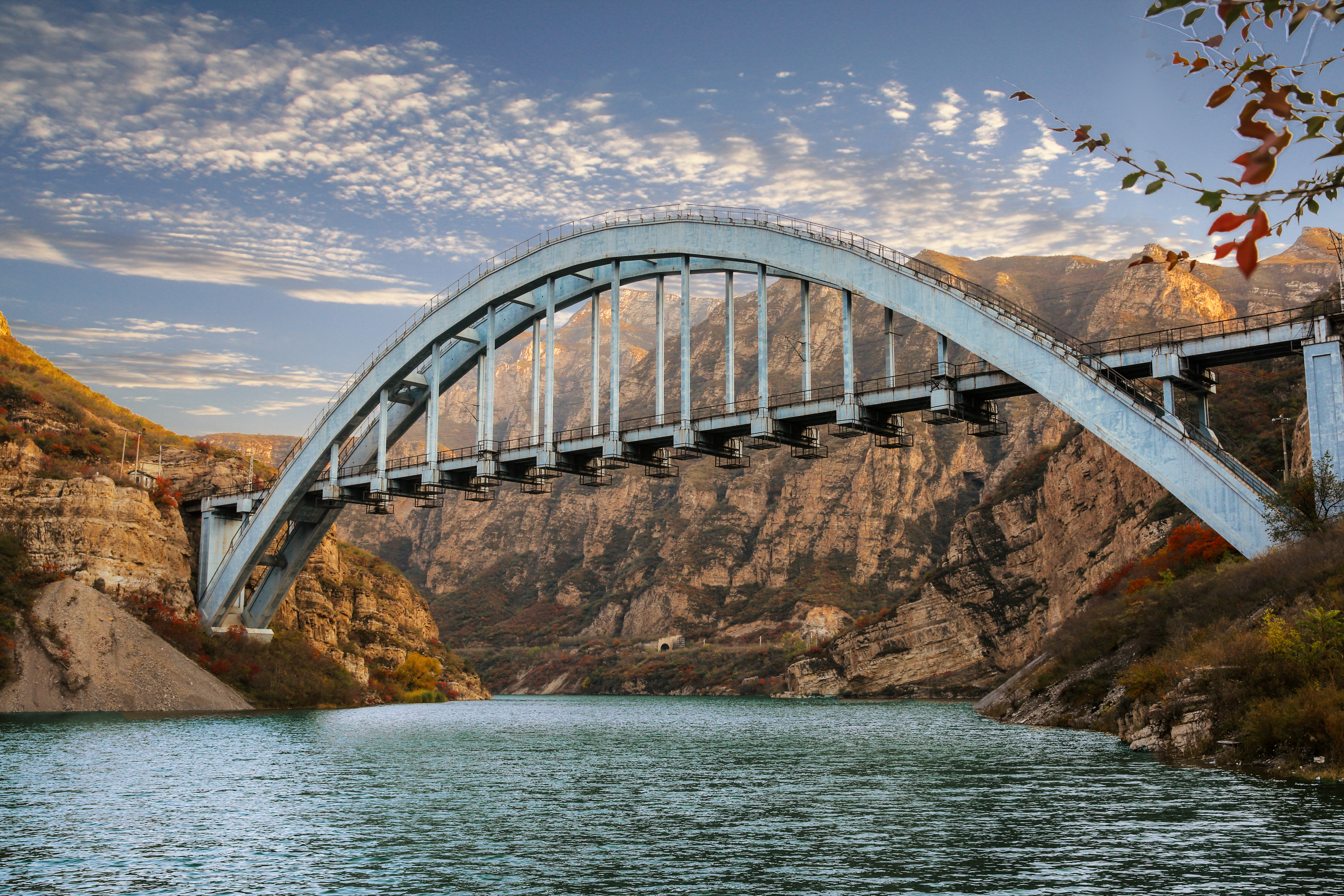 雁翅鎮(zhèn)珍珠湖大橋珠窩村