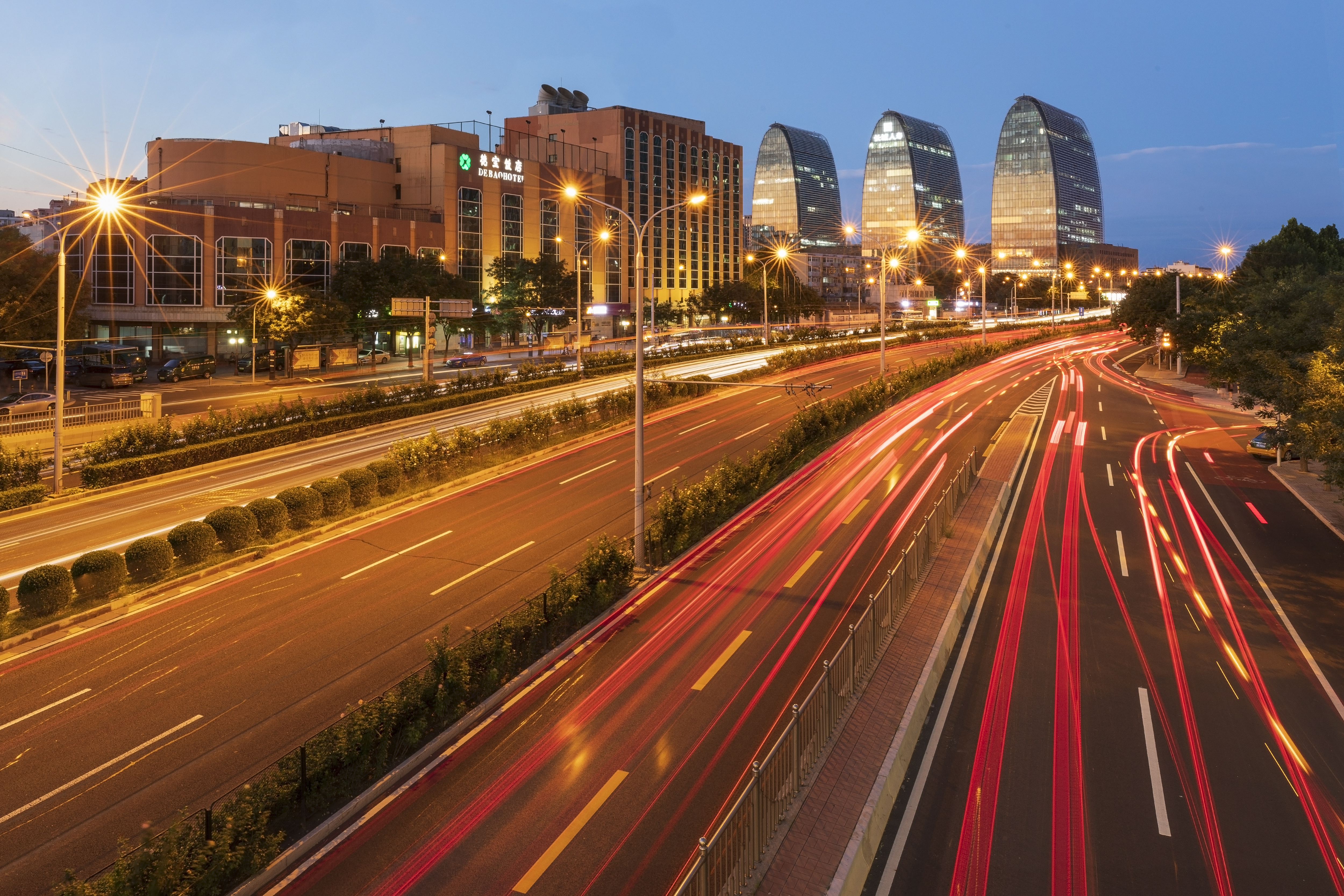 交通樞紐（西直門(mén)）