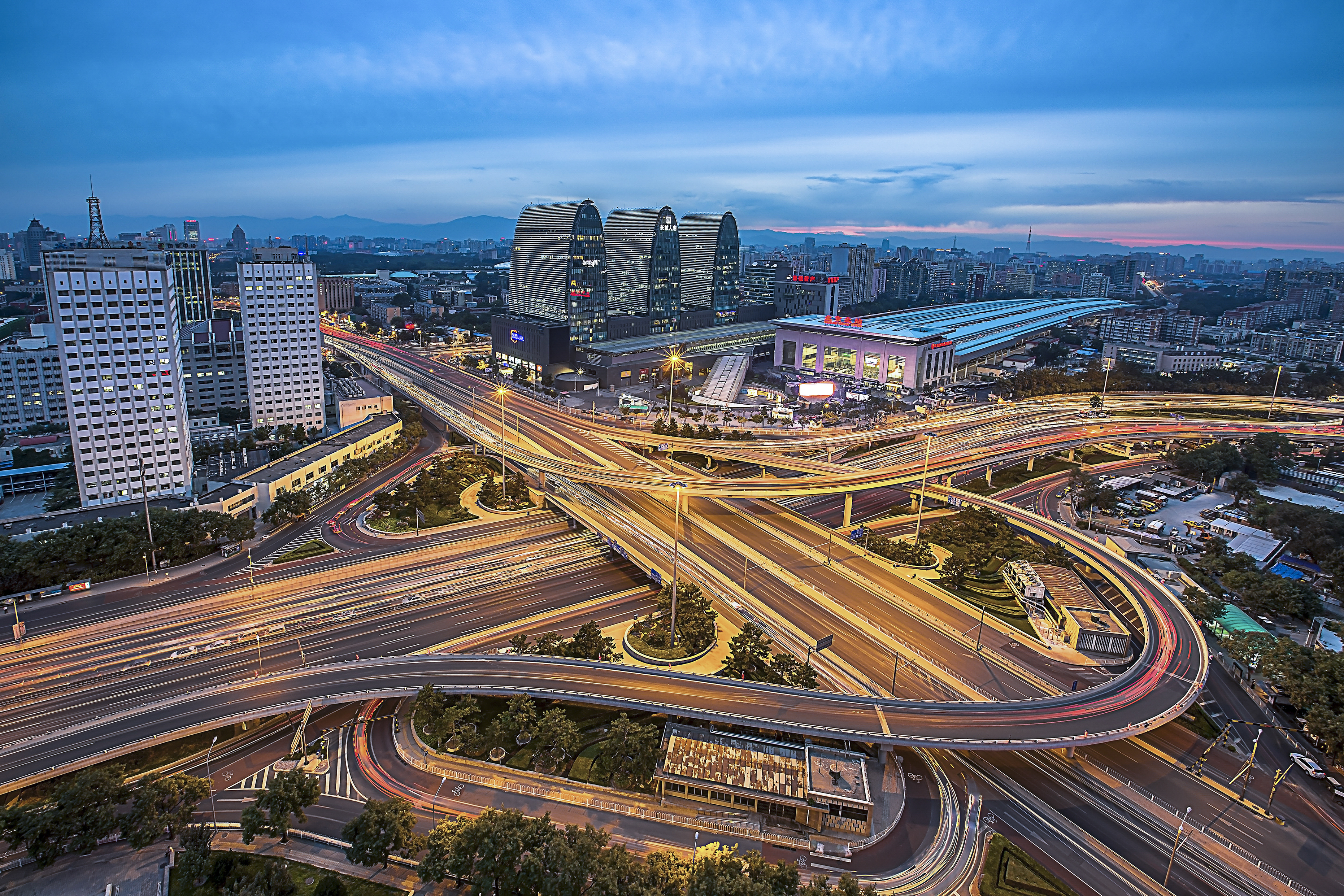 《流彩西直門》