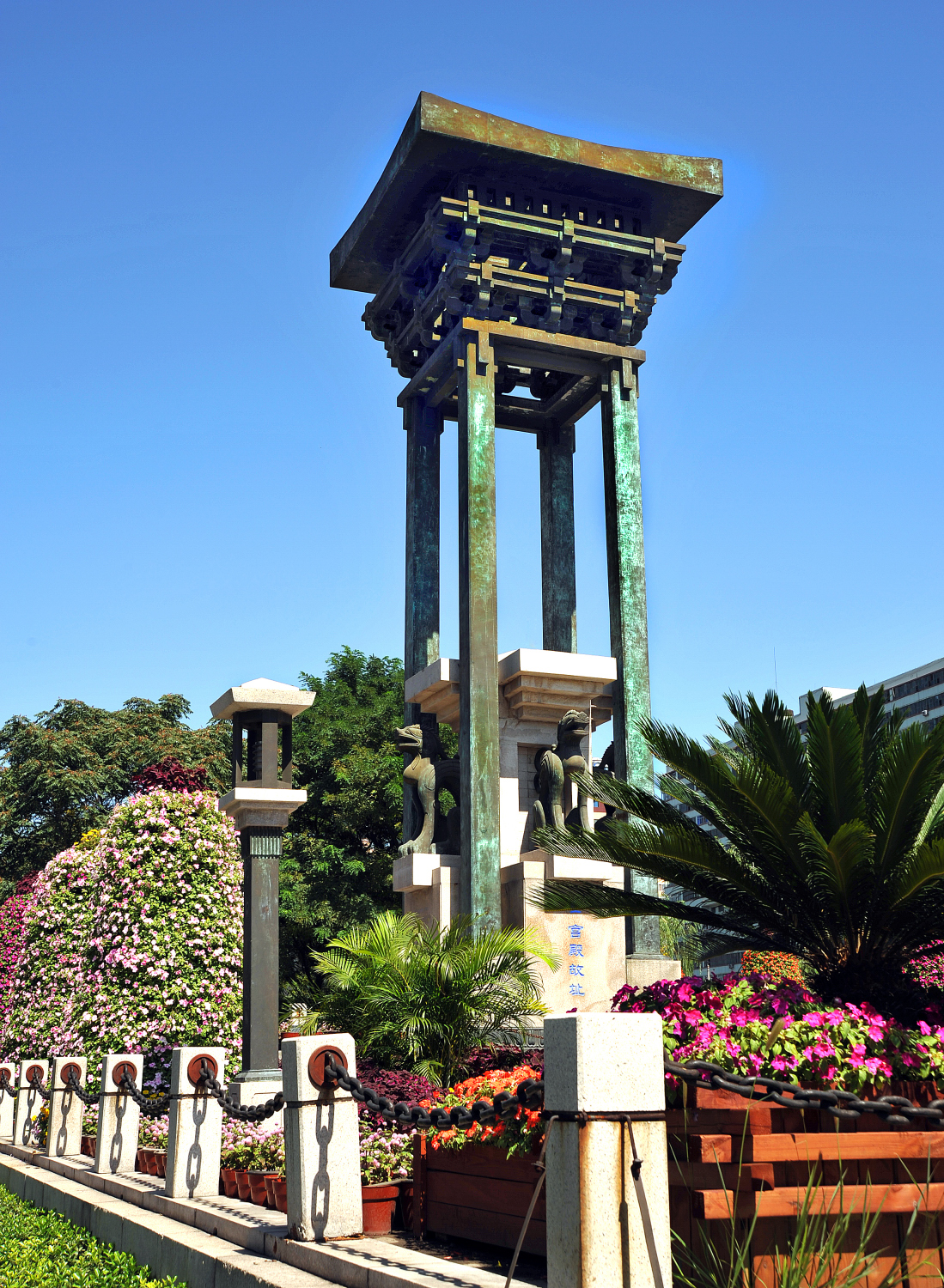 建都紀(jì)念闕