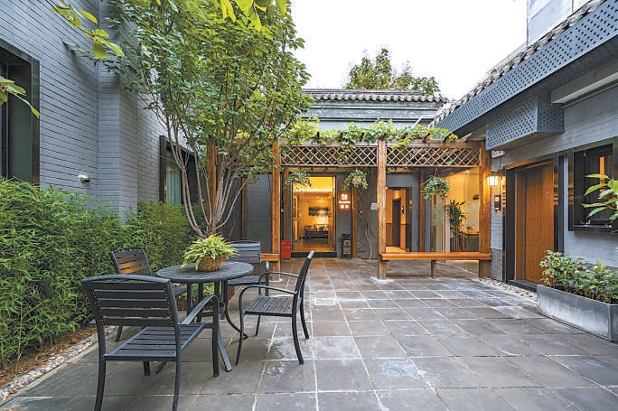 禮士胡同64號(hào)秋果酒店。