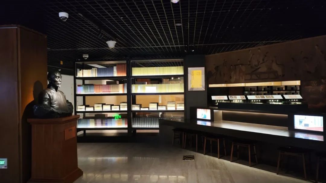 “亙古巨制 煌煌文脈——中華優(yōu)秀傳統(tǒng)文化典籍展”在國家典籍博物館開展