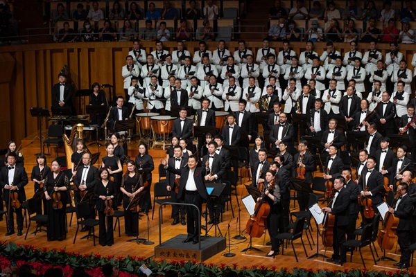 錚錚鐵骨鑄軍魂 2024八月合唱節(jié)在嘹亮軍歌中壯麗開幕