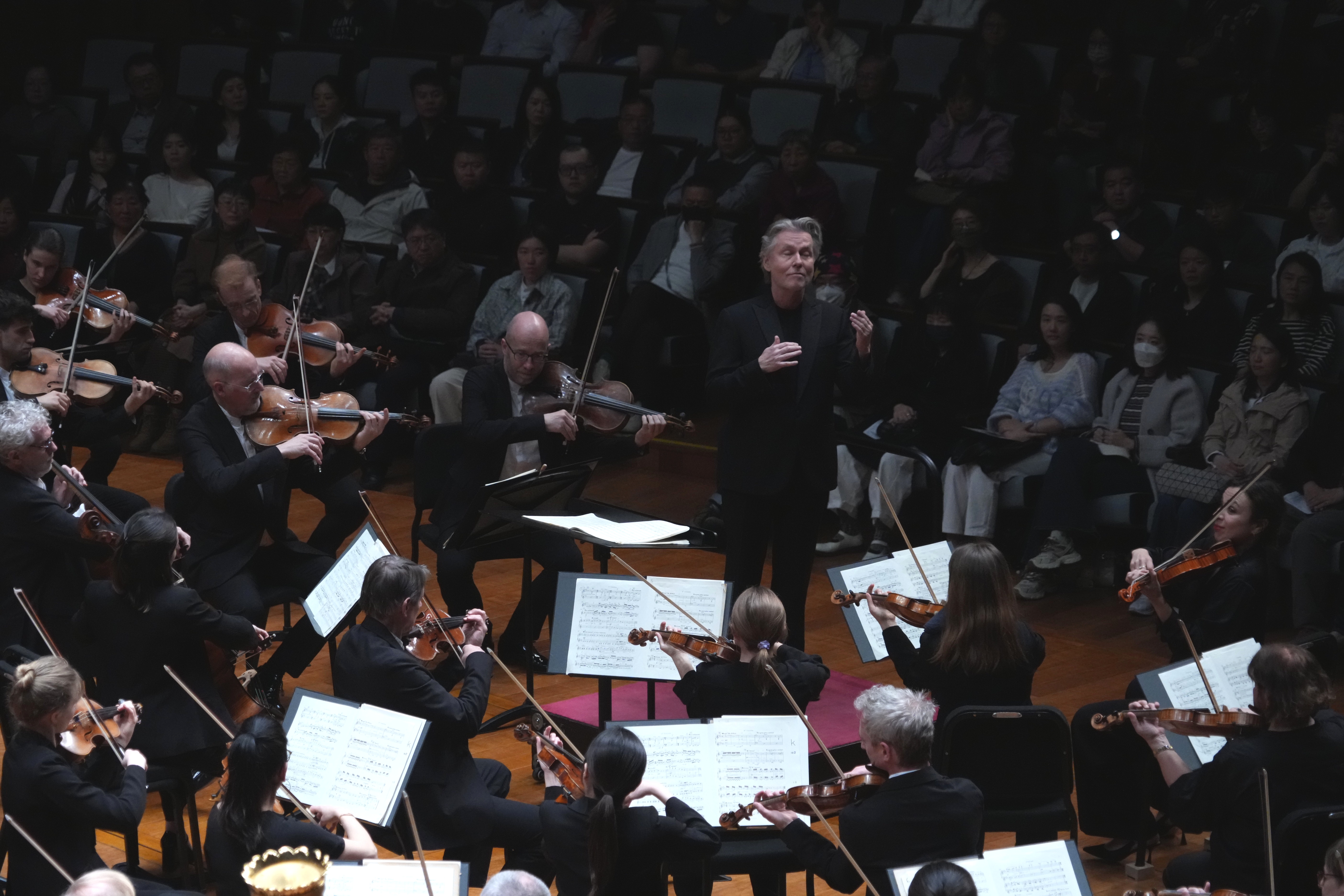 巴黎管弦樂團重返國家大劇院，演繹絢爛夢幻的“法蘭西之聲”