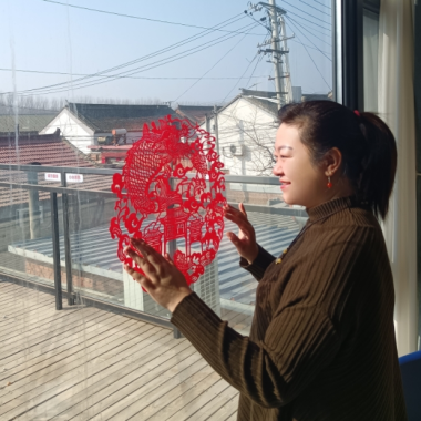 非遺故事 | 一剪一紙 現(xiàn)人間千種溫情