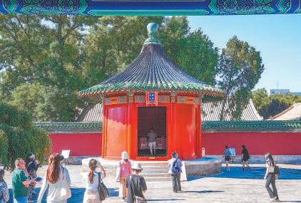 先農(nóng)壇神倉建筑群吸引眾多游客前來打卡。