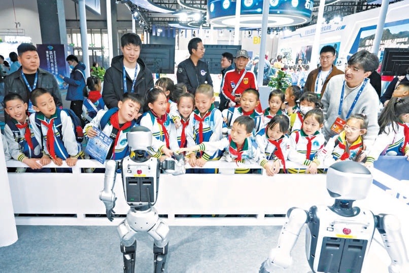 昨天，2026中國科幻大會(huì)在北京石景山首鋼園啟幕。