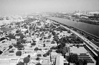 2009年，運河商務(wù)區(qū)所在地曾是上營棚戶區(qū)。