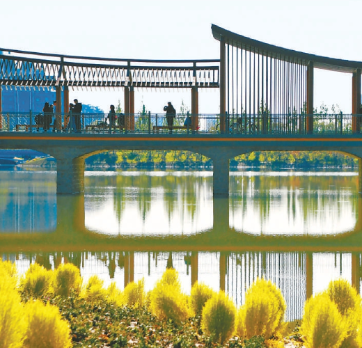 呈“一湖、兩堤、十二島”格局 與故宮博物院北院交相輝映 玉河濕地公園開園迎客