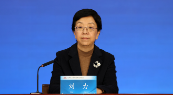 經(jīng)開(kāi)區(qū)在發(fā)展四大主導(dǎo)產(chǎn)業(yè)和未來(lái)產(chǎn)業(yè)方面有哪些經(jīng)驗(yàn)，以及下一階段的重點(diǎn)工作是什么?