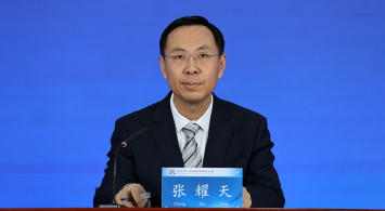 在推動(dòng)科研平臺(tái)項(xiàng)目聚焦國(guó)際科技創(chuàng)新中心建設(shè)主任務(wù)方面有什么工作舉措？