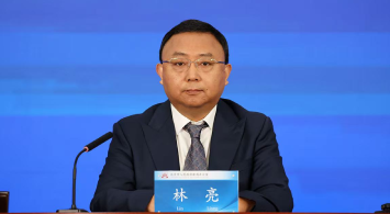 北京如何將文化和旅游資源優(yōu)勢轉(zhuǎn)化為發(fā)展優(yōu)勢，推動旅游業(yè)高質(zhì)量發(fā)展？