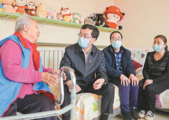 “努力讓每個生活在大興的人都感到幸?！? title=