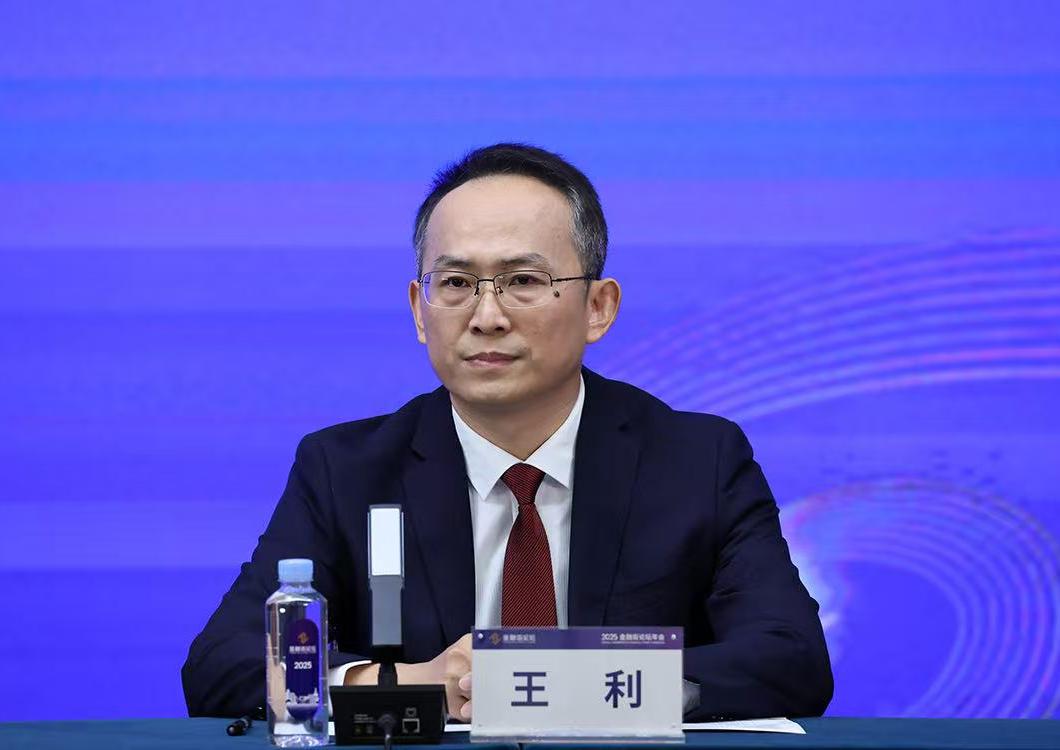 中國(guó)證監(jiān)會(huì)在支持北京建設(shè)國(guó)家金融管理中心方面開(kāi)展了哪些工作？