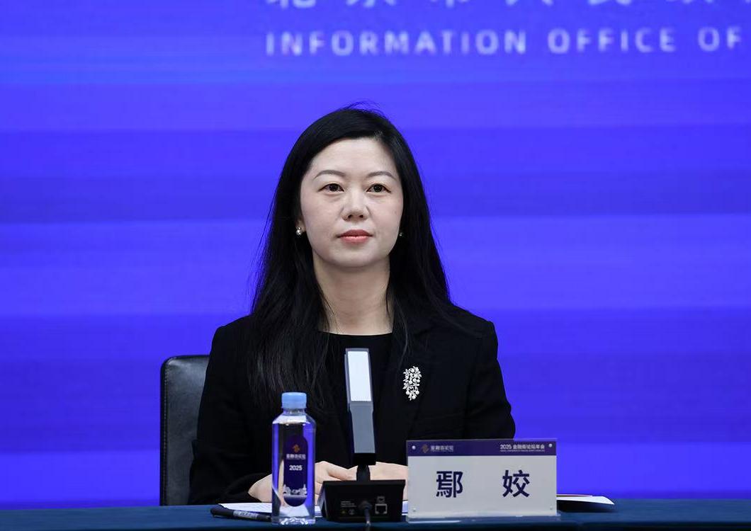 本次中歐保險(xiǎn)創(chuàng)新論壇情況及主題設(shè)置上有哪些考量？